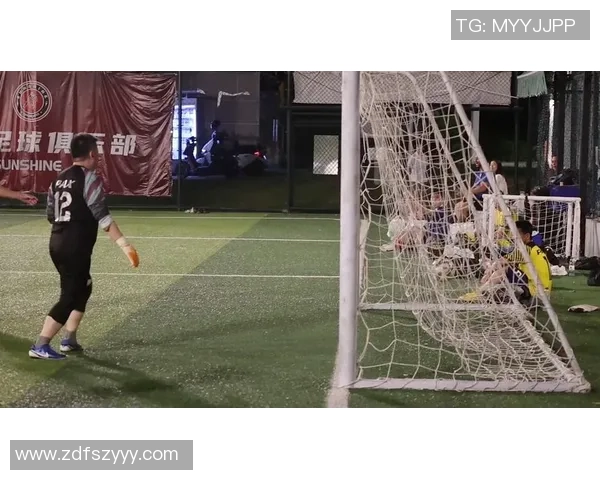 足球比赛的精彩瞬间与战术分析全景回顾